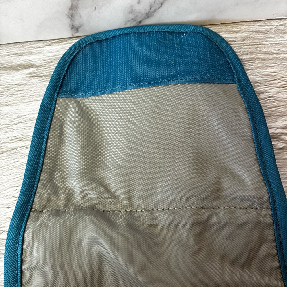 MEC Mountain Equipment Blue Crossbody Shoulder Travel Commuter Organizer Bag - Picture 8 of 12